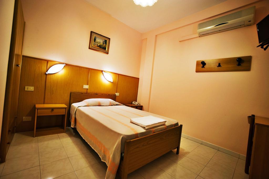 Albergo Magrini Della Genga Genga  Chambre photo