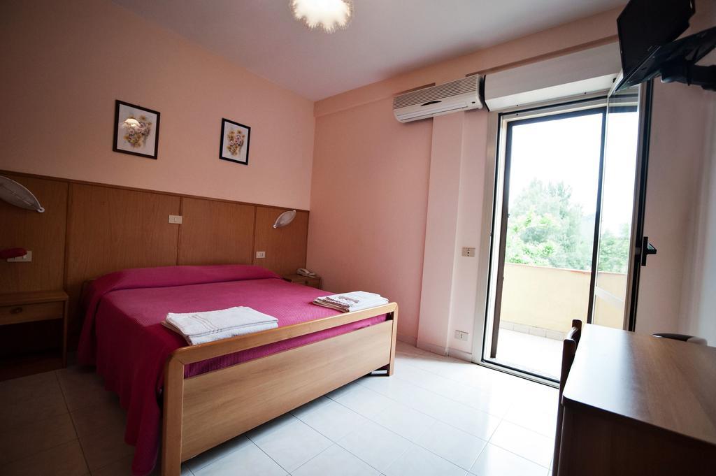Albergo Magrini Della Genga Genga  Chambre photo