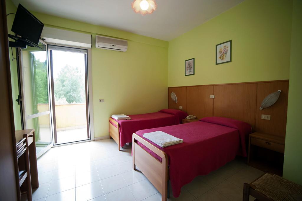 Albergo Magrini Della Genga Genga  Chambre photo